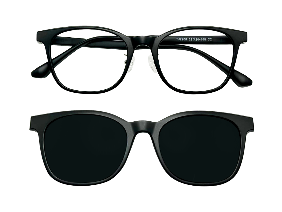 Daya in Matte Black