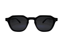 Load image into Gallery viewer, Glare in Gloss Black
