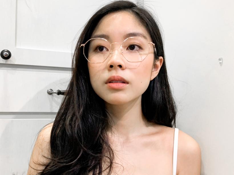 Load image into Gallery viewer, Lady wearing Hex 2 in Rose Gold eyewear from Foptics
